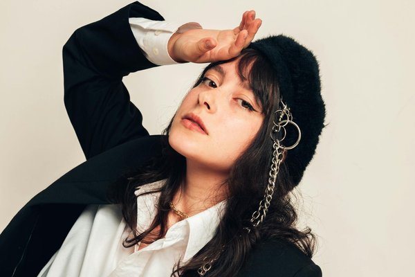 Explorez les Avantages de la Méditation en Pleine Nature pour un Esprit Sain : Guide Pratique pour Commencer Facilement